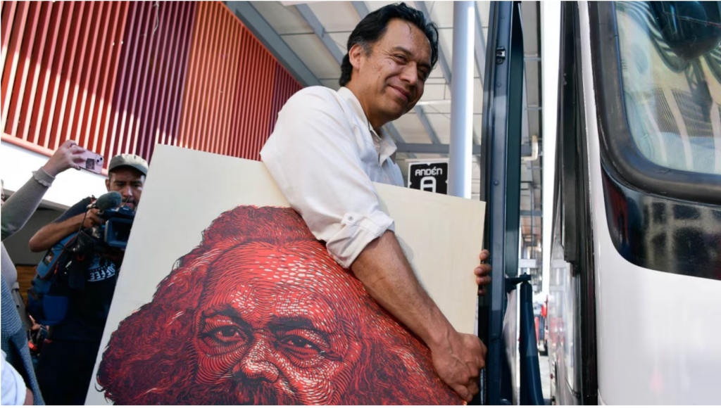 Marx Arriaga dejó 105 plazas firmadas en la SEP antes de su&nbsp;salida