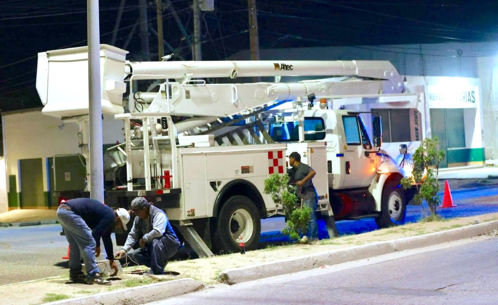 Refuerzan bacheo, alumbrado y reencarpetado en distintas zonas de Los&nbsp;Cabos
