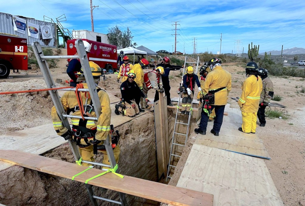 Bomberos de Cabo San Lucas representarán al estado como instructores en Curso Internacional de Rescate en&nbsp;Zanjas